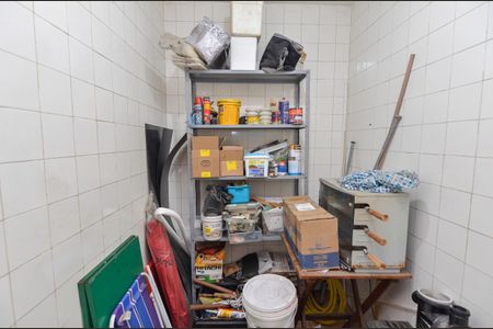 Casa à venda com 504m², 4 quartos e 3 vagas Casa à venda com 504m², 4 quartos e 3 vagasQuarto de Serviço