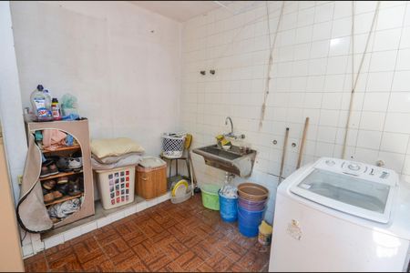 Casa à venda com 504m², 4 quartos e 3 vagas Casa à venda com 504m², 4 quartos e 3 vagasÁrea de Serviço
