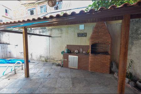 Casa à venda com 504m², 4 quartos e 3 vagas Casa à venda com 504m², 4 quartos e 3 vagasSala