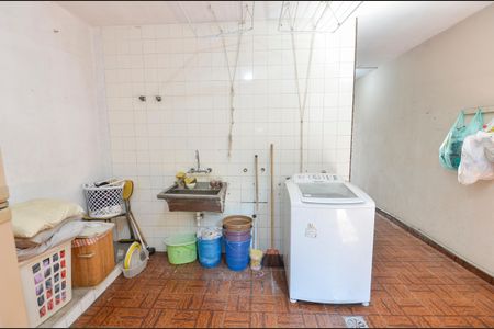 Casa à venda com 504m², 4 quartos e 3 vagas Casa à venda com 504m², 4 quartos e 3 vagasÁrea de Serviço