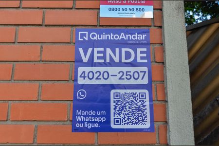 Casa à venda com 504m², 4 quartos e 3 vagas Casa à venda com 504m², 4 quartos e 3 vagasFachada
