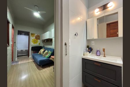 Casa para alugar com 38m², 1 quarto e sem vagaBanheiro