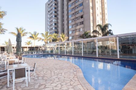 Apartamento para alugar com 82m², 2 quartos e 2 vagas Apartamento para alugar com 82m², 2 quartos e 2 vagasÁrea comum - Piscina