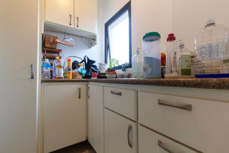 Apartamento à venda com 132m², 3 quartos e 2 vagas Apartamento à venda com 132m², 3 quartos e 2 vagasÁrea de Serviço