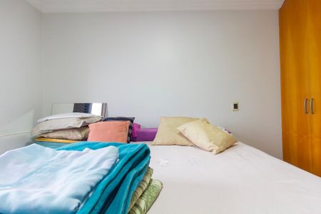 Apartamento à venda com 132m², 3 quartos e 2 vagas Apartamento à venda com 132m², 3 quartos e 2 vagasQuarto 2