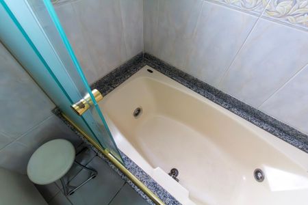 Apartamento à venda com 132m², 3 quartos e 2 vagas Apartamento à venda com 132m², 3 quartos e 2 vagasBanheiro 1