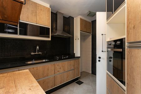 Apartamento para alugar com 105m², 3 quartos e 2 vagasCozinha