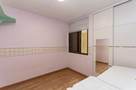 Apartamento para alugar com 105m², 3 quartos e 2 vagasQuarto 2