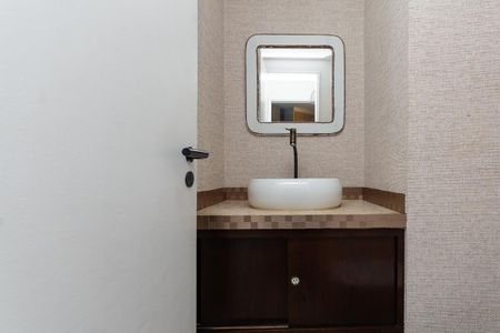 Apartamento para alugar com 105m², 3 quartos e 2 vagasLavabo