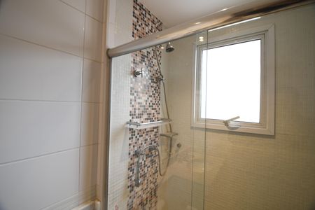 Apartamento para alugar com 133m², 4 quartos e 2 vagasBanheiro Suíte