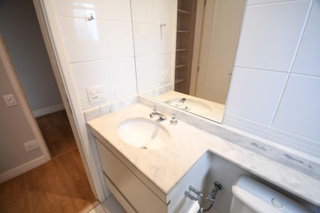 Apartamento para alugar com 133m², 4 quartos e 2 vagasBanheiro Suíte