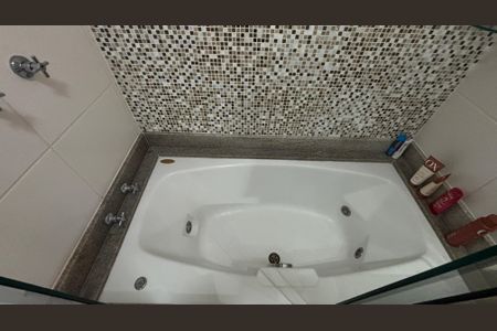 Apartamento à venda com 128m², 3 quartos e 3 vagasBanheiro da Suíte