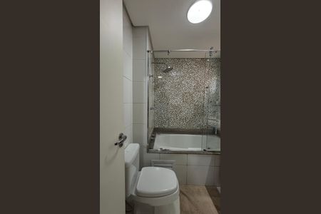 Apartamento à venda com 128m², 3 quartos e 3 vagasBanheiro da Suíte