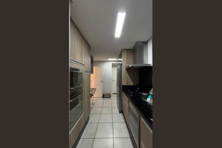 Apartamento à venda com 128m², 3 quartos e 3 vagasCozinha