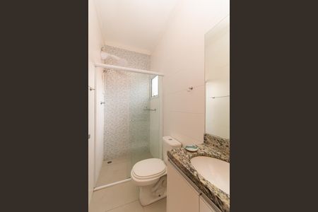 Banheiro  de apartamento para alugar com 1 quarto, 28m² em Vila Prudente, São Paulo