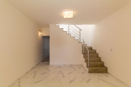 Sala de casa para alugar com 3 quartos, 130m² em São Lucas, São Paulo