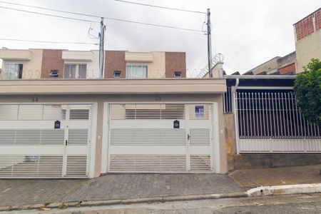 Casa para alugar com 130m², 3 quartos e 2 vagasFachada