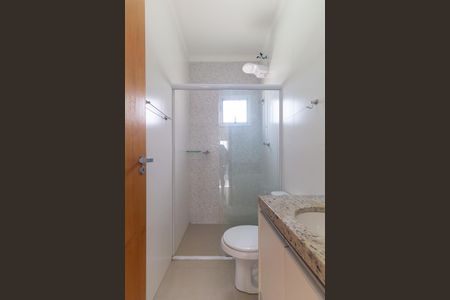 Casa para alugar com 130m², 3 quartos e 2 vagasBanheiro