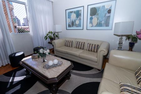 Apartamento à venda com 117m², 3 quartos e 1 vagaSala