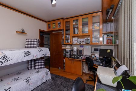 Apartamento à venda com 117m², 3 quartos e 1 vagaQuarto 2