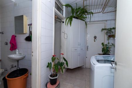 Apartamento à venda com 117m², 3 quartos e 1 vagaÁrea de Serviço