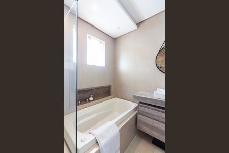 Casa à venda com 134m², 3 quartos e 3 vagasBanheiro da Suíte