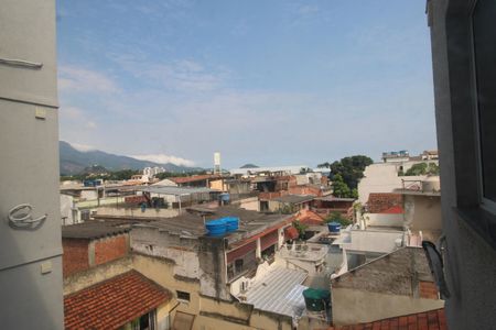 Apartamento à venda com 57m², 2 quartos e 1 vagaÁrea de serviço - Vista