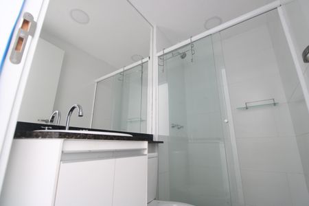 Apartamento à venda com 57m², 2 quartos e 1 vagaBanheiro da suíte 2