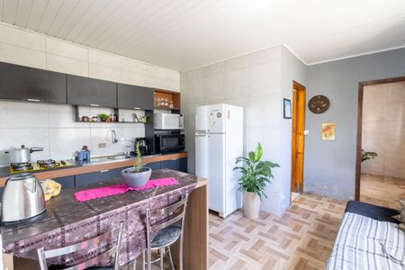 Sala/Cozinha de casa à venda com 1 quarto, 148m² em Hípica, Porto Alegre
