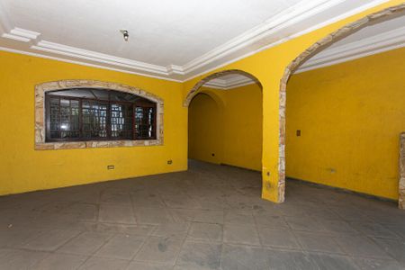 Casa à venda com 263m², 3 quartos e 2 vagasGaragem
