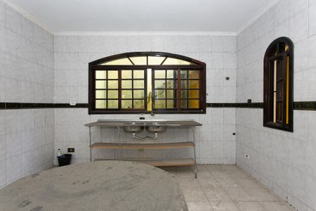 Casa à venda com 263m², 3 quartos e 2 vagasCozinha