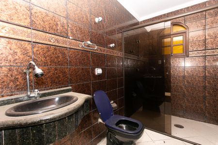 Casa à venda com 263m², 3 quartos e 2 vagasBanheiro 2