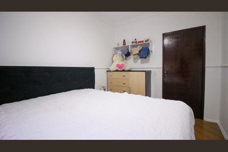 Casa à venda com 240m², 4 quartos e 3 vagasQuarto