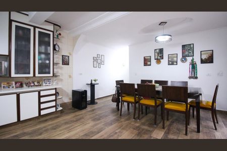 Casa à venda com 240m², 4 quartos e 3 vagasCozinha