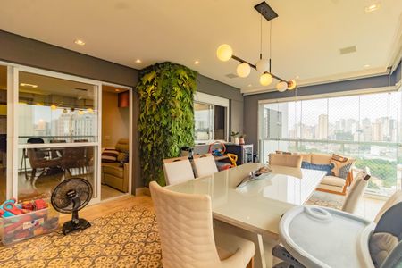 Apartamento à venda com 97m², 2 quartos e 2 vagas