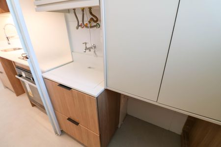 Apartamento à venda com 82m², 2 quartos e 2 vagasÁrea de Serviço