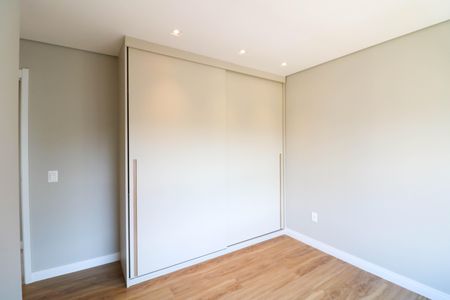 Apartamento à venda com 82m², 2 quartos e 2 vagasSuíte 1