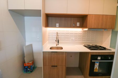 Cozinha de apartamento à venda com 2 quartos, 82m² em Jardim das Acacias, São Paulo