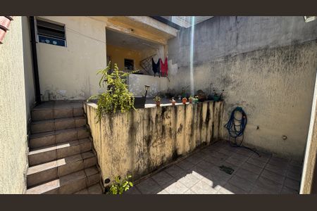 Casa à venda com 68m², 2 quartos e 2 vagas Casa à venda com 68m², 2 quartos e 2 vagasQuintal