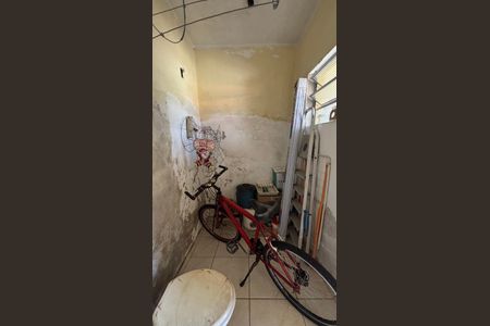 Casa à venda com 68m², 2 quartos e 2 vagas Casa à venda com 68m², 2 quartos e 2 vagasBanheiro - Area de Serviçø