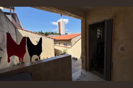 Casa à venda com 68m², 2 quartos e 2 vagas Casa à venda com 68m², 2 quartos e 2 vagasQuintal - Area de Serviçø