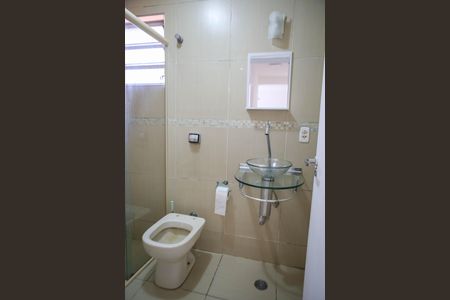 Apartamento à venda com 50m², 2 quartos e 2 vagas Apartamento à venda com 50m², 2 quartos e 2 vagasBanheiro