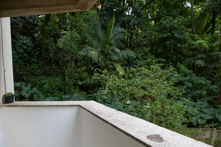 Apartamento à venda com 50m², 2 quartos e 2 vagas Apartamento à venda com 50m², 2 quartos e 2 vagasSacada