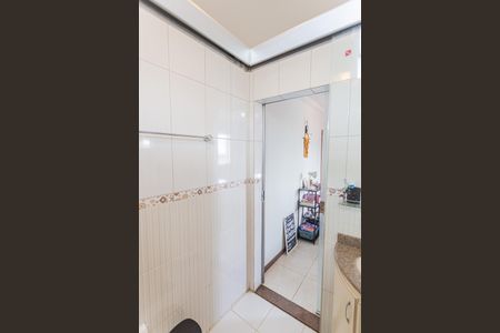 Apartamento à venda com 132m², 3 quartos e 1 vaga Apartamento à venda com 132m², 3 quartos e 1 vagaBanheiro da Suíte na Cobertura