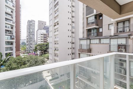 Varanda de kitnet/studio à venda com 1 quarto, 35m² em Moema, São Paulo
