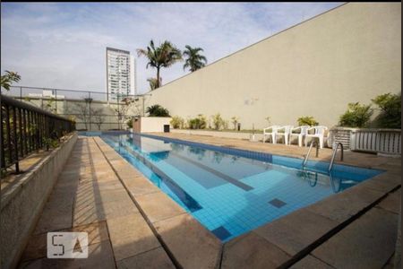 Apartamento para alugar com 75m², 2 quartos e 2 vagasÁrea comum - Piscina