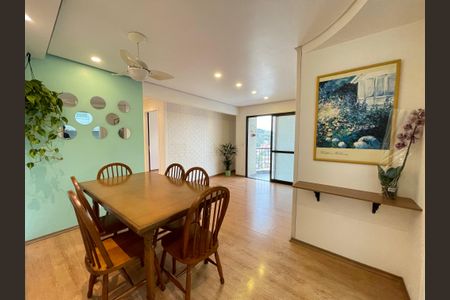 Apartamento para alugar com 75m², 2 quartos e 2 vagasSala