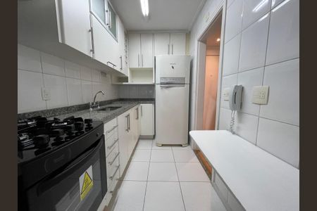 Apartamento para alugar com 75m², 2 quartos e 2 vagasCozinha e Área de Serviço