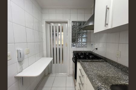 Apartamento para alugar com 75m², 2 quartos e 2 vagasCozinha e Área de Serviço