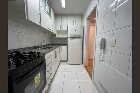 Apartamento para alugar com 75m², 2 quartos e 2 vagasCozinha e Área de Serviço